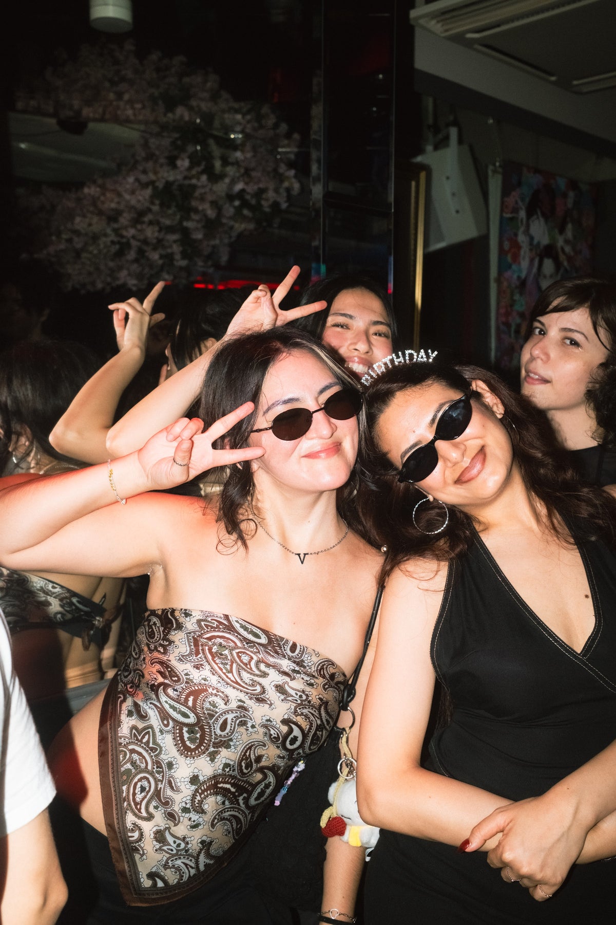 saoko-group-posing